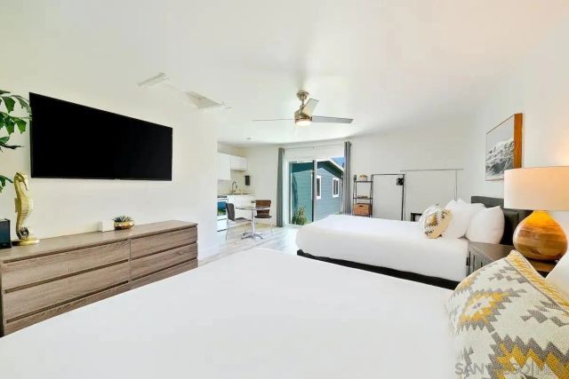 7904 Calle De La Plata, La Jolla, CA 92037