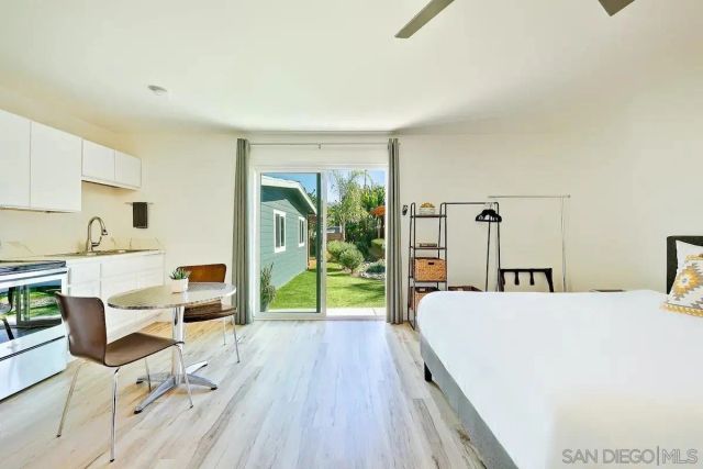 7904 Calle De La Plata, La Jolla, CA 92037