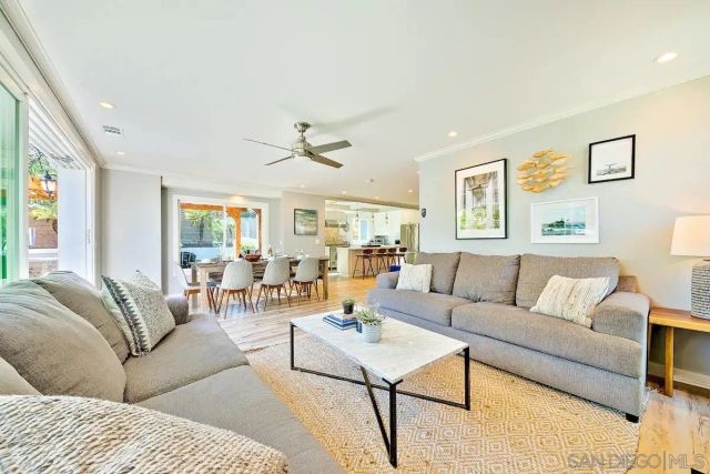 7904 Calle De La Plata, La Jolla, CA 92037