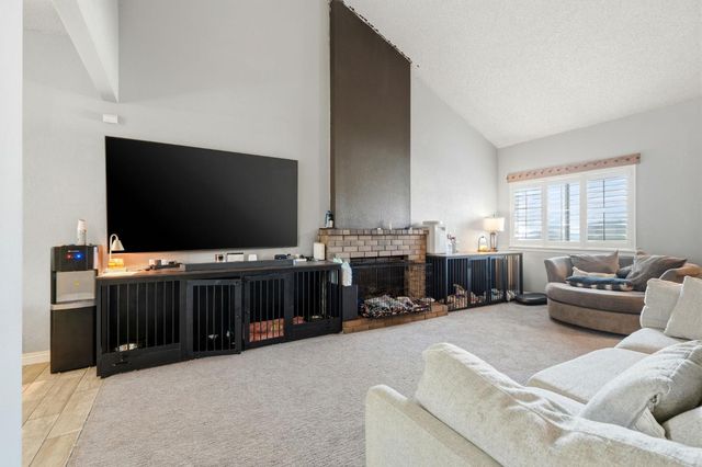 4297 W Brown Avenue, Fresno, CA 93722