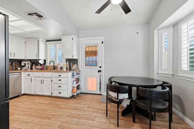 4297 W Brown Avenue, Fresno, CA 93722