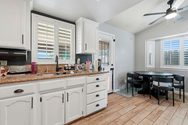 4297 W Brown Avenue, Fresno, CA 93722