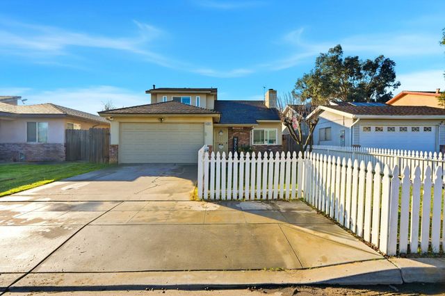 4297 W Brown Avenue, Fresno, CA 93722