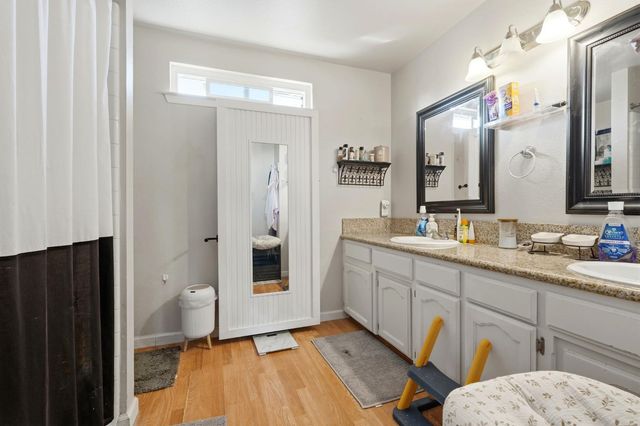 4297 W Brown Avenue, Fresno, CA 93722