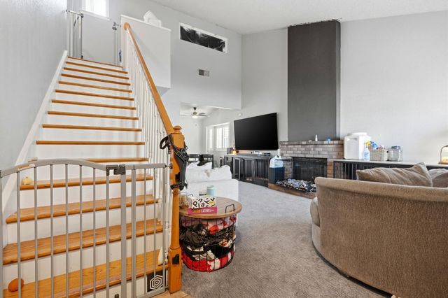 4297 W Brown Avenue, Fresno, CA 93722