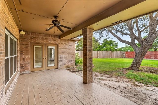 6201 Denain Dr, Corpus Christi, TX 78414