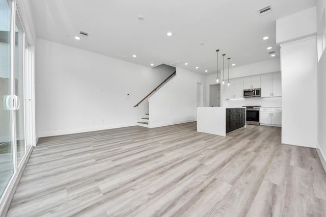 2408 Lorraine Street, Houston, TX 77026