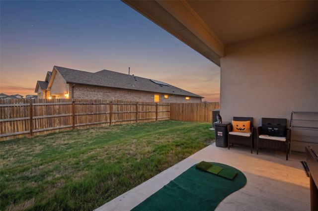 201 Connor LN, Georgetown, TX 78626