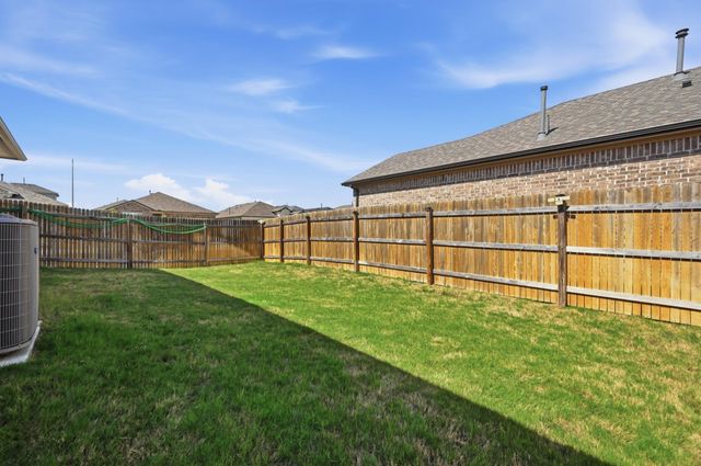 201 Connor LN, Georgetown, TX 78626