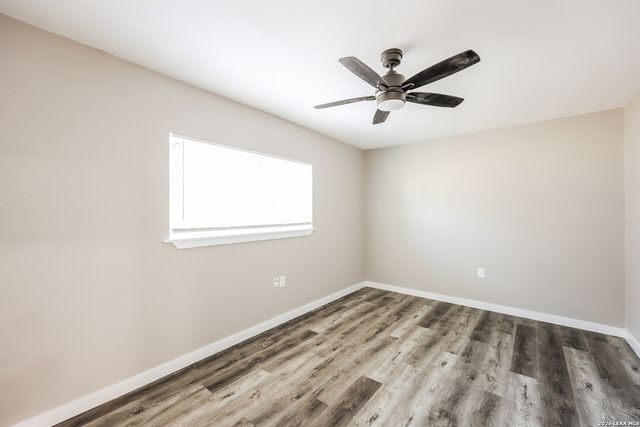 7030 Settlers Rdg, Leon Valley, TX 78238