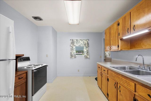 3216 LANSDELL Drive, Jacksonville, FL 32208