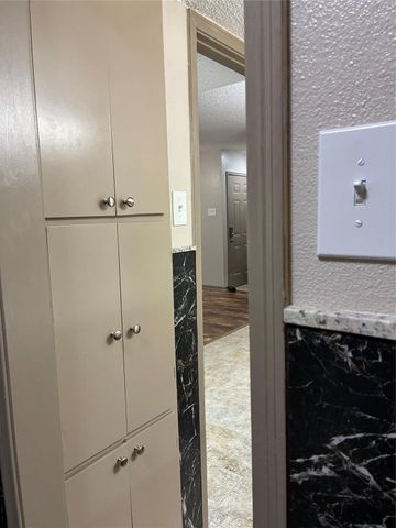 2120 El Paseo Street 1901, Houston, TX 77054