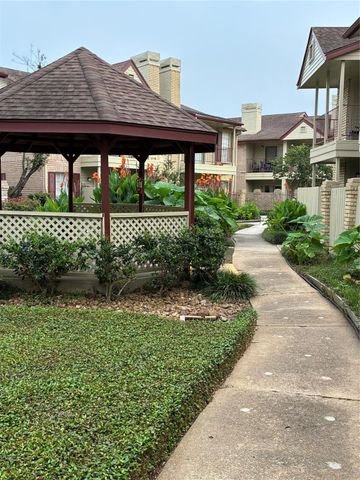 2120 El Paseo Street 1901, Houston, TX 77054