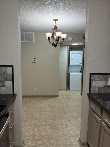 2120 El Paseo Street 1901, Houston, TX 77054