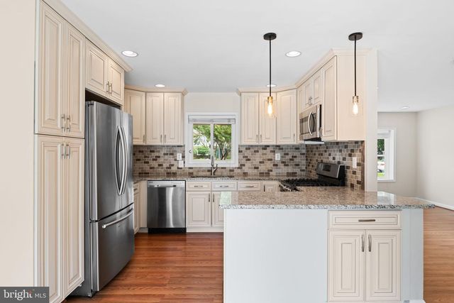 12327 FLAMINGO LN, Bowie, MD 20715
