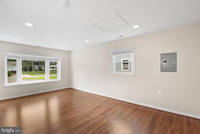 12327 FLAMINGO LN, Bowie, MD 20715