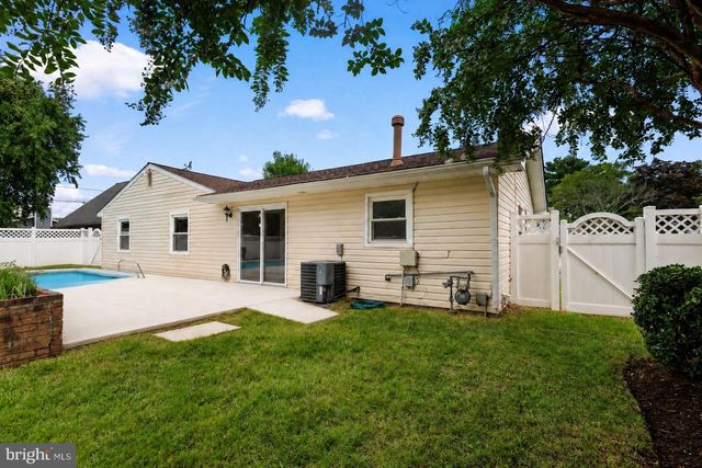 12327 FLAMINGO LN, Bowie, MD 20715
