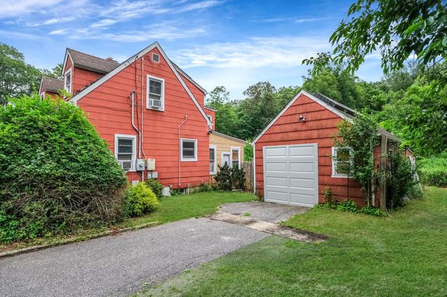 36 Daly Road, East Northport, NY 11731