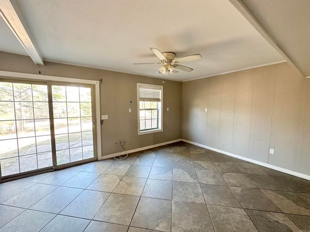 4011 Forest Hill Road, Jonesboro, AR 72404