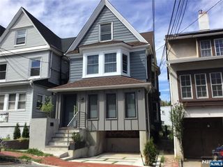 21 Valley Place 3, Edgewater, NJ 07020