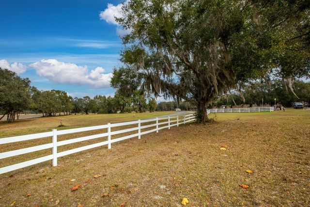 17520 SE 159TH TERRACE, Weirsdale, FL 32195