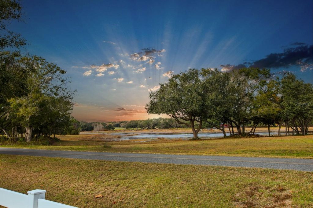 17520 SE 159TH TERRACE, Weirsdale, FL 32195