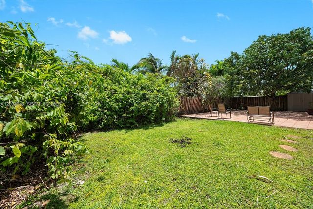 20001 NW 62nd Ct 20001, Hialeah, FL 33015