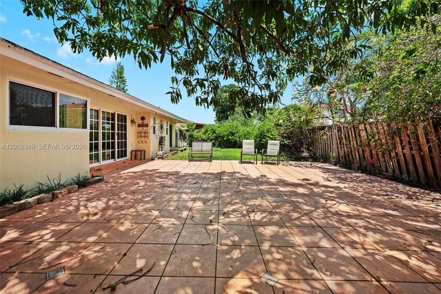 20001 NW 62nd Ct 20001, Hialeah, FL 33015