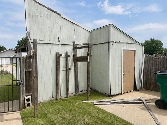 828 NW 113th Street, Oklahoma City, OK 73114