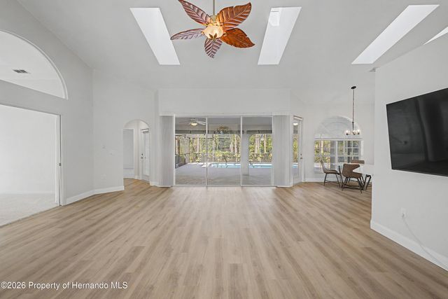 15031 Surrey Bend, Spring Hill, FL 34609