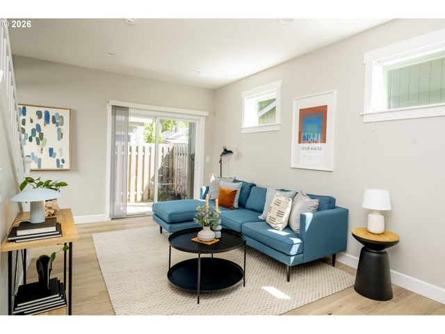9446 N TYLER Ave A, Portland, OR 97203