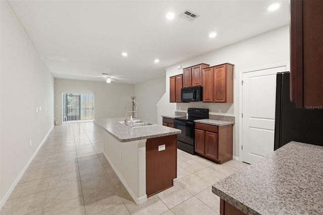 10407 LAKE MONTAUK DRIVE, Riverview, FL 33578
