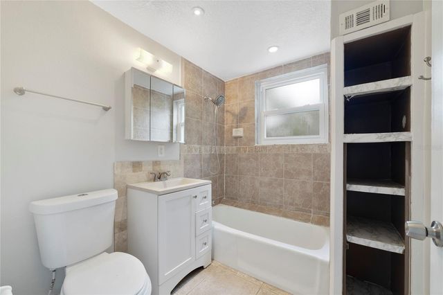 1048 CRYSTAL BOWL CIRCLE, Casselberry, FL 32707