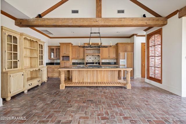 106 Kings Walk, Lafayette, LA 70503