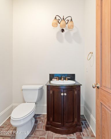 106 Kings Walk, Lafayette, LA 70503