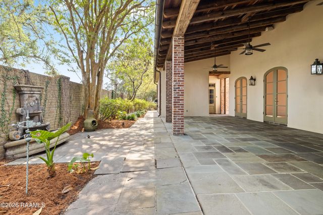 106 Kings Walk, Lafayette, LA 70503