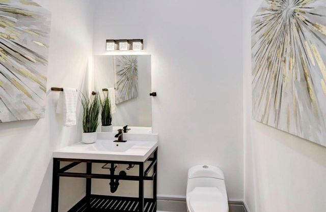 1709 Reverse Street, Houston, TX 77055