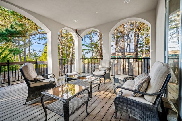 4044 Sunset Lane, Pebble Beach, CA 93953