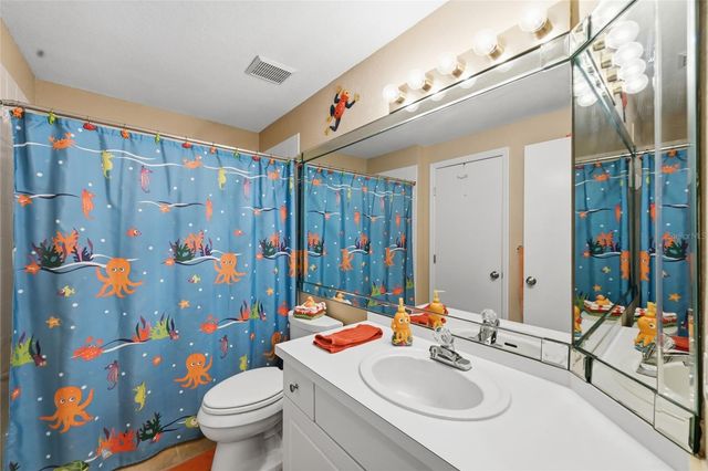 5122 NORTHRIDGE ROAD 210, Sarasota, FL 34238