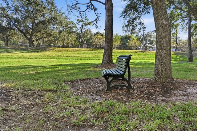 5122 NORTHRIDGE ROAD 210, Sarasota, FL 34238