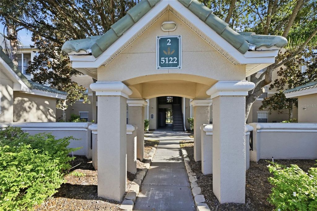 5122 NORTHRIDGE ROAD 210, Sarasota, FL 34238