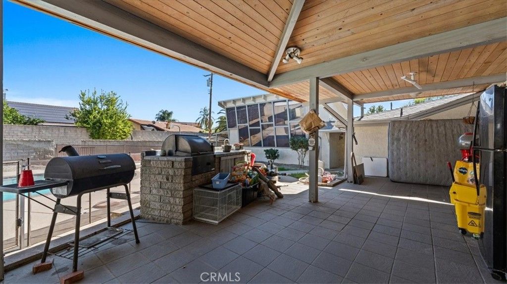 Image 24 of property listing at 2681 Valencia Avenue, San Bernardino, CA 92404