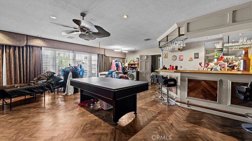 Image 9 of property listing at 2681 Valencia Avenue, San Bernardino, CA 92404