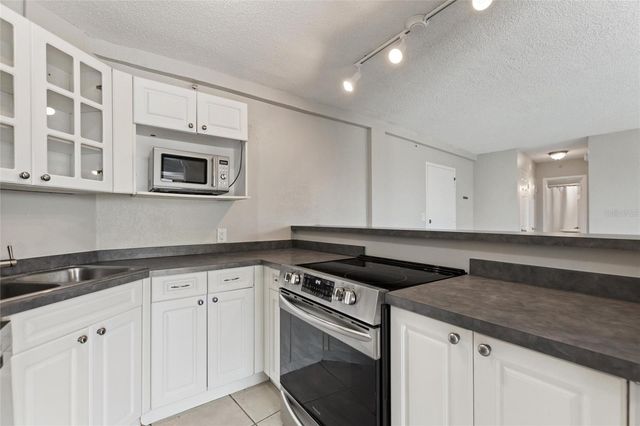 3315 58TH AVENUE S 314, St Petersburg, FL 33712