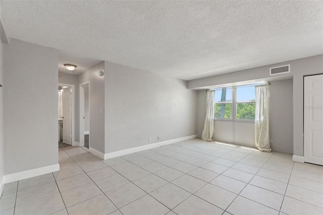 3315 58TH AVENUE S 314, St Petersburg, FL 33712