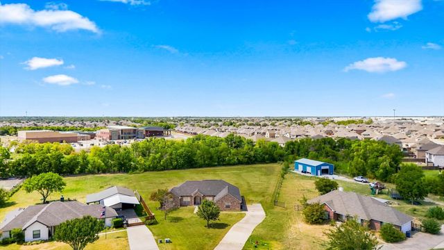 10475 Country View Lane, Forney, TX 75126