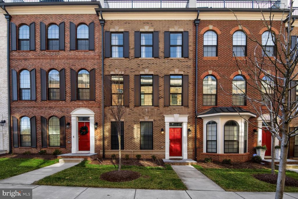 620 LEIGH WAY, Oxon Hill, MD 20745