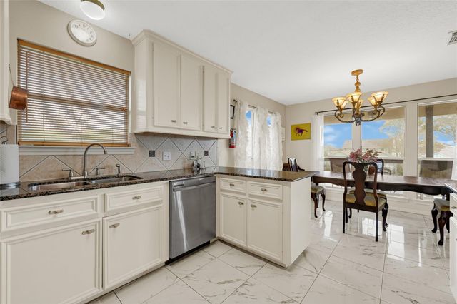 1414 Bayshore Drive, Kemah, TX 77565