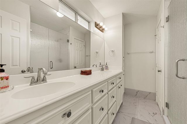 1414 Bayshore Drive, Kemah, TX 77565