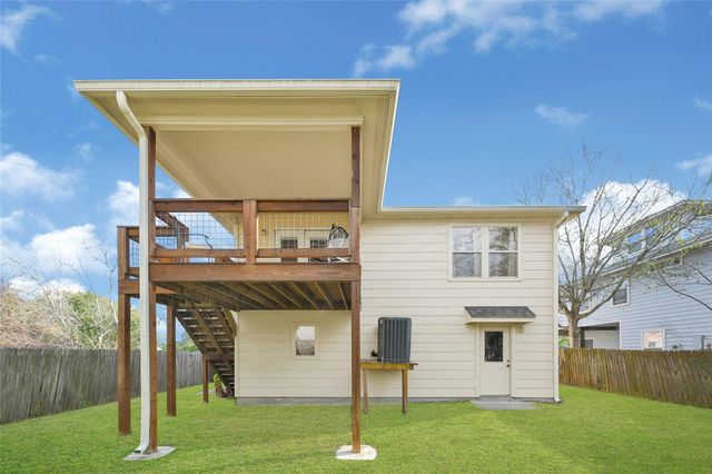 1414 Bayshore Drive, Kemah, TX 77565